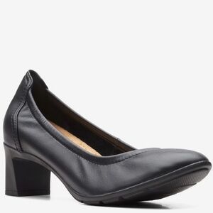 Clarks Neily Pearl Pump Flight Attendant Shoe Ultimate Comfort